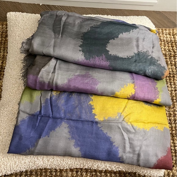 Anthropologie scarf colored hearts, cashmere / modal - Picture 6 of 9